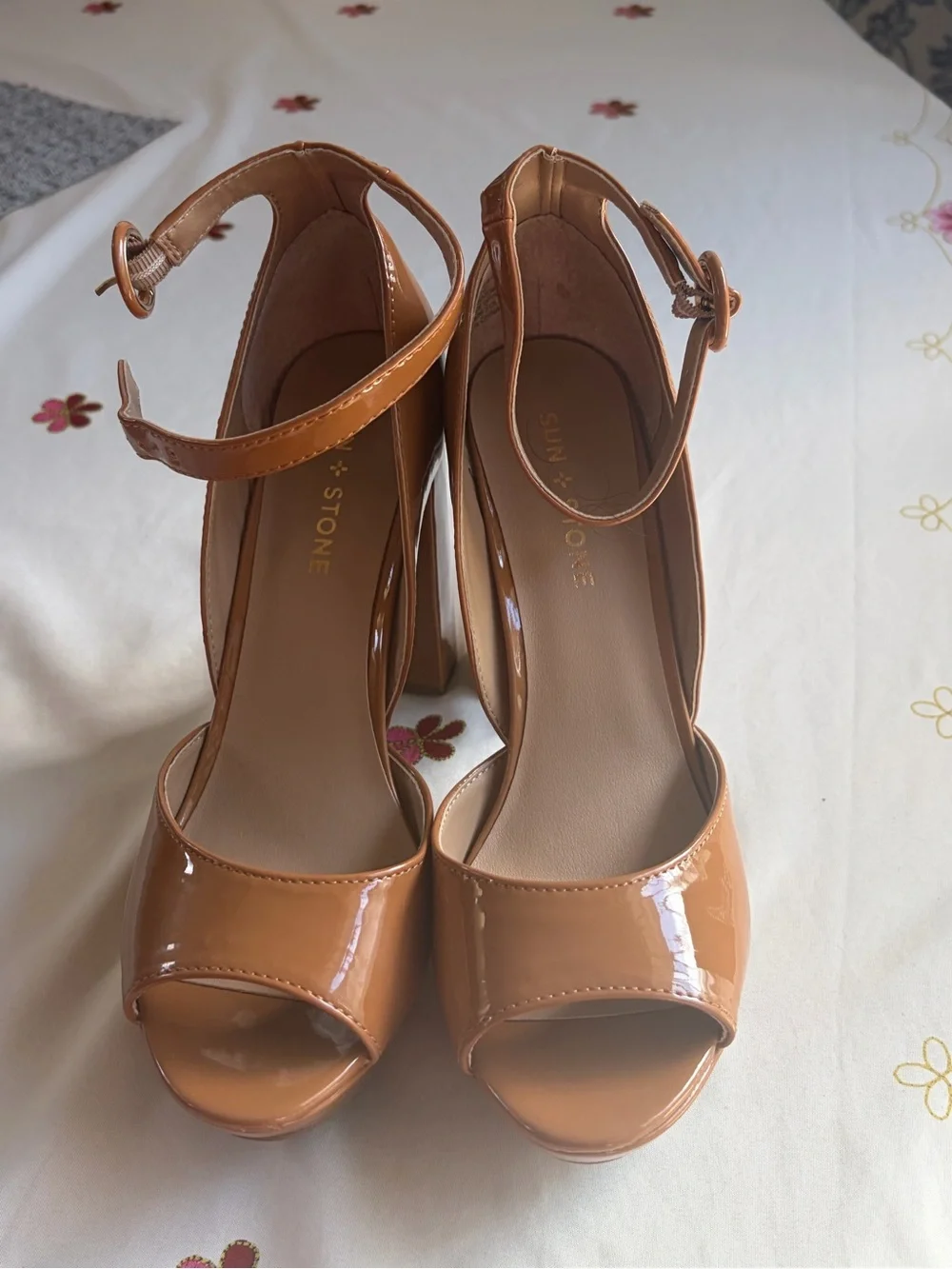 Sun + Stone Women's Caramel Patent Platform Block Heels